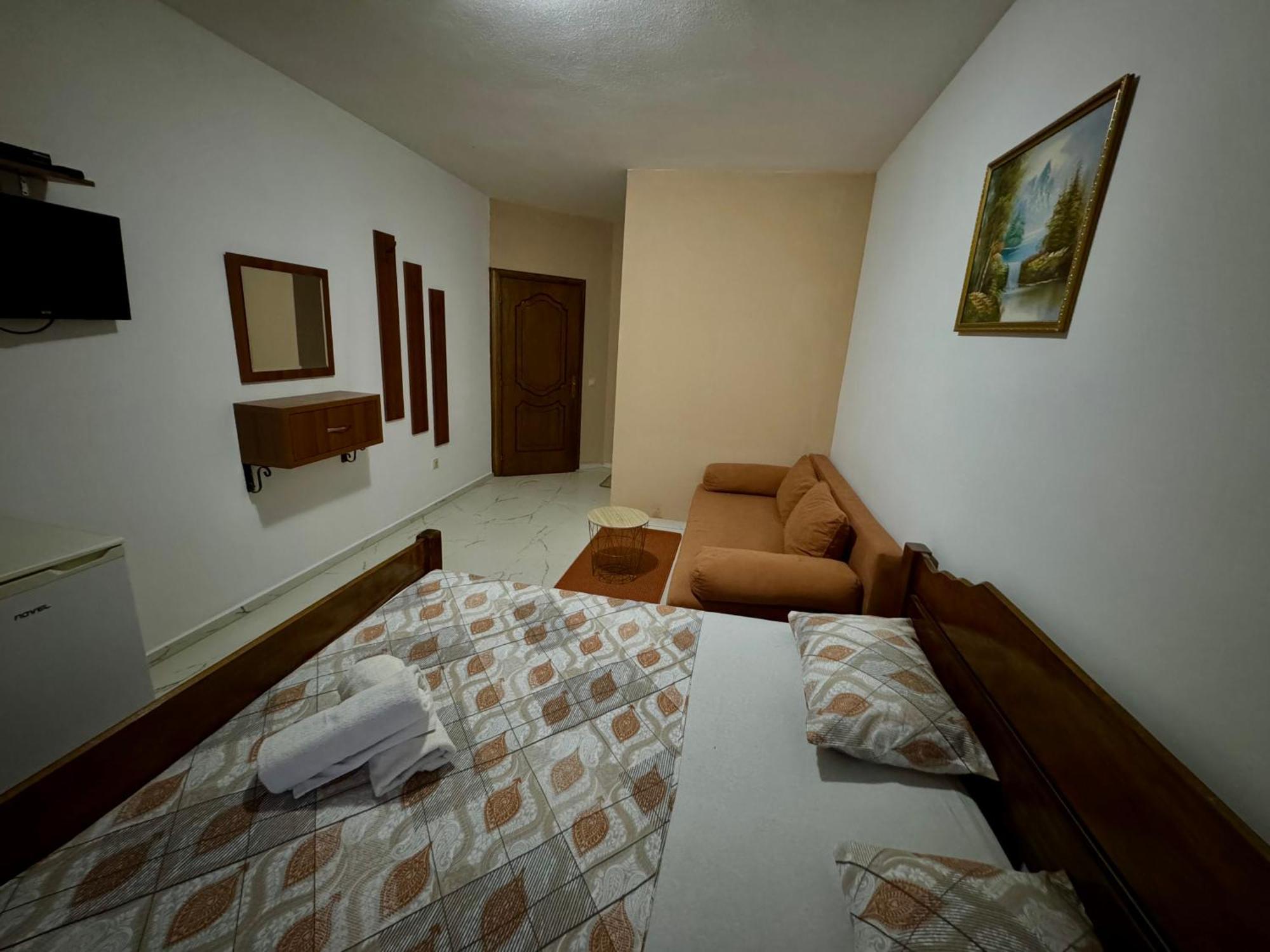 Apartments Cobi Ulcinj Room photo