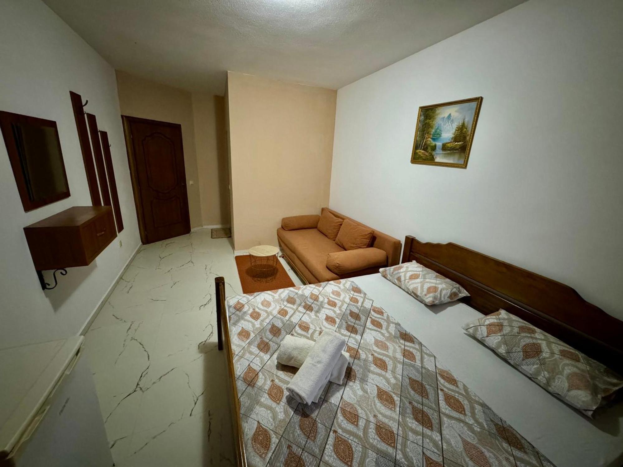 Apartments Cobi Ulcinj Room photo