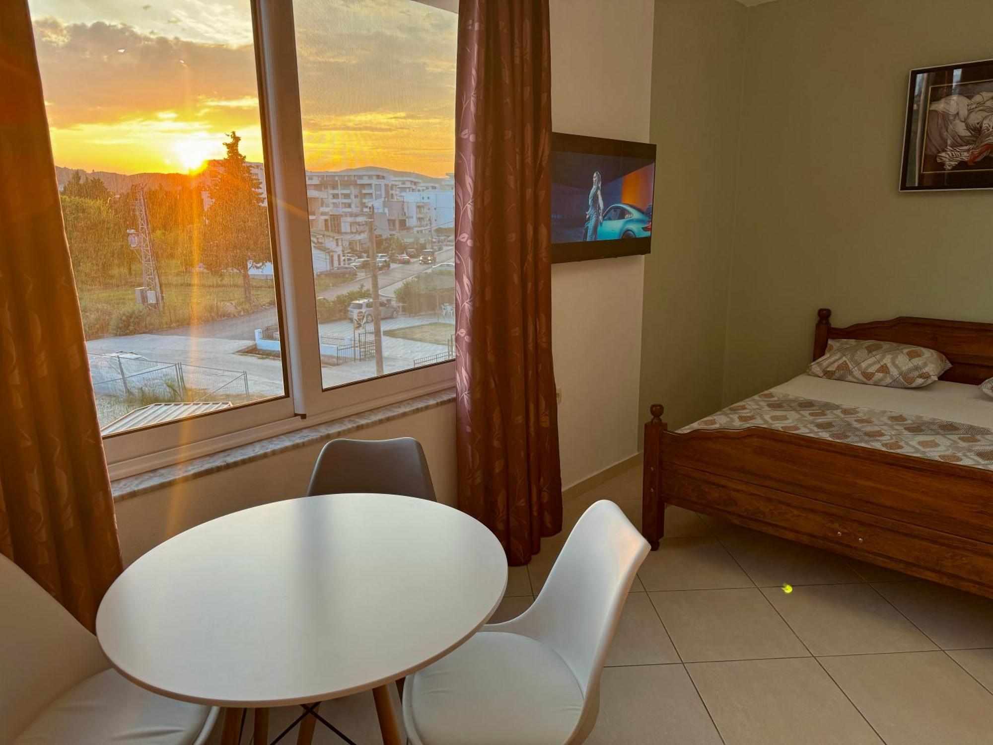 Apartments Cobi Ulcinj Exterior photo